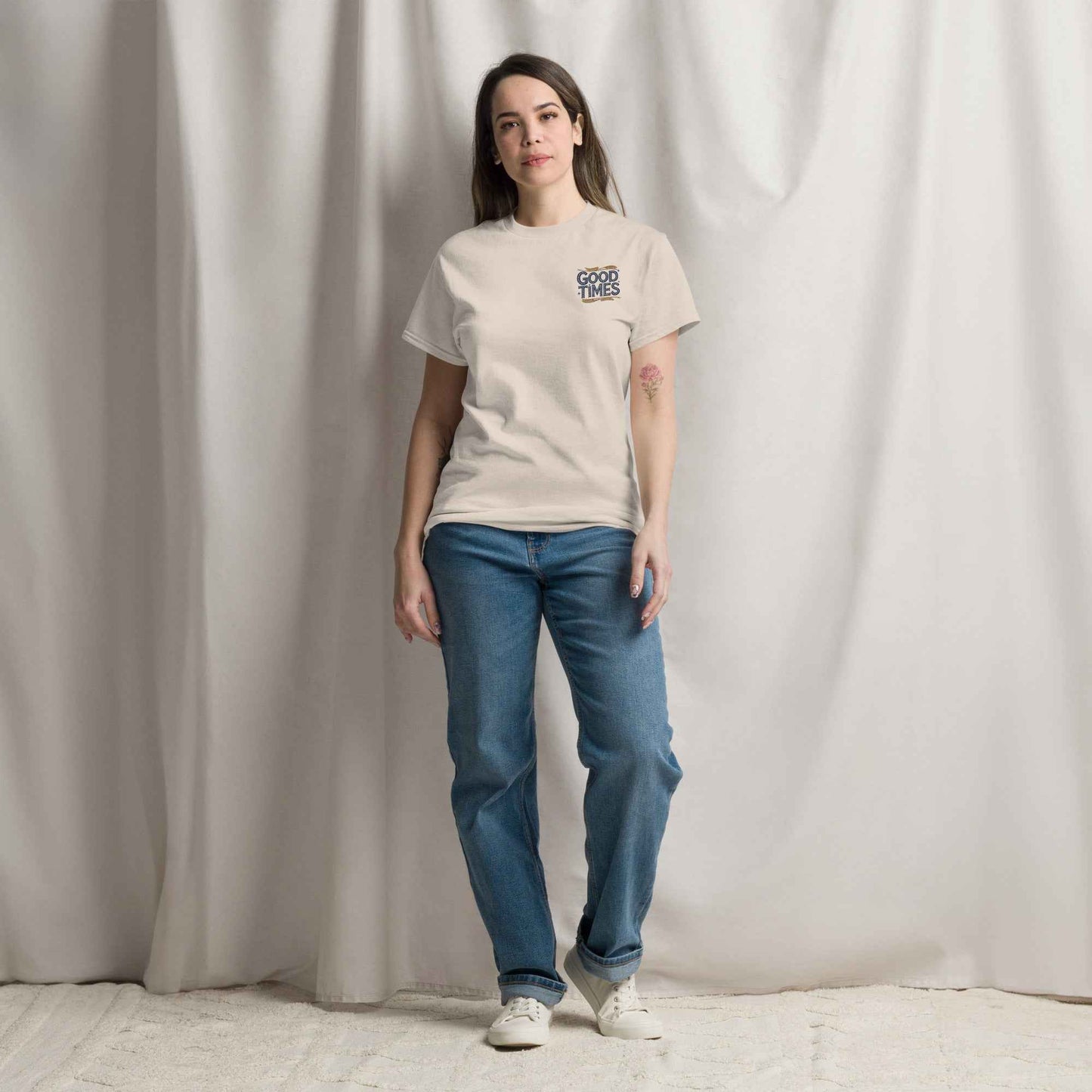 Klassisches Unisex T-Shirt kaufen – Stilvolles und zeitloses Design - MAX F. ArtGrafic