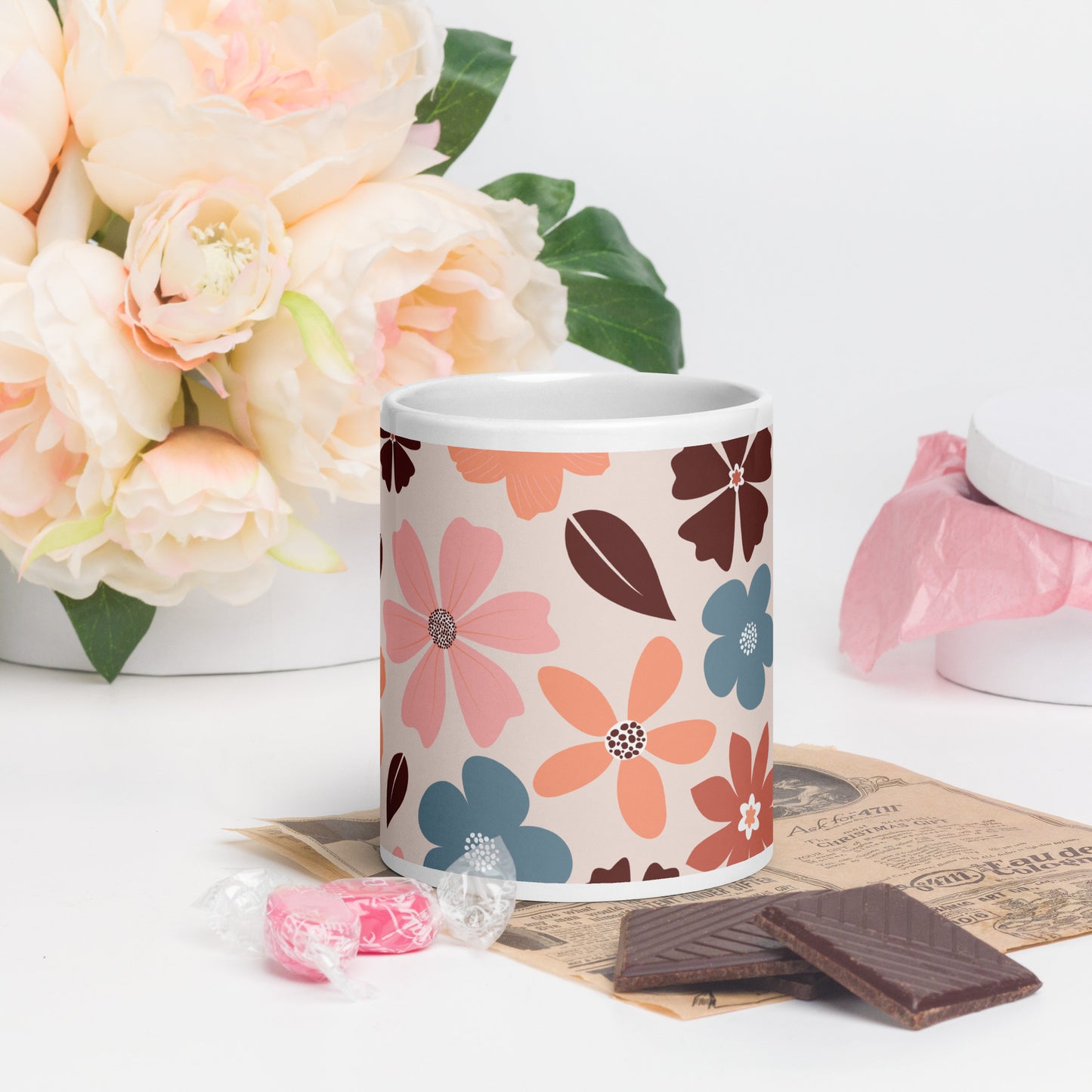 Weiße, glänzende Tasse - Blumen - MAX F. ArtGrafic