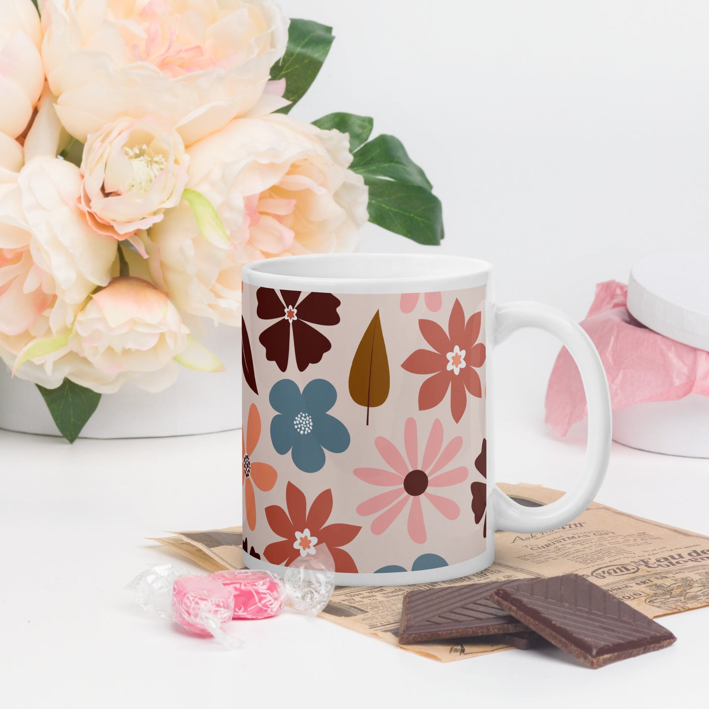 Weiße, glänzende Tasse - Blumen - MAX F. ArtGrafic