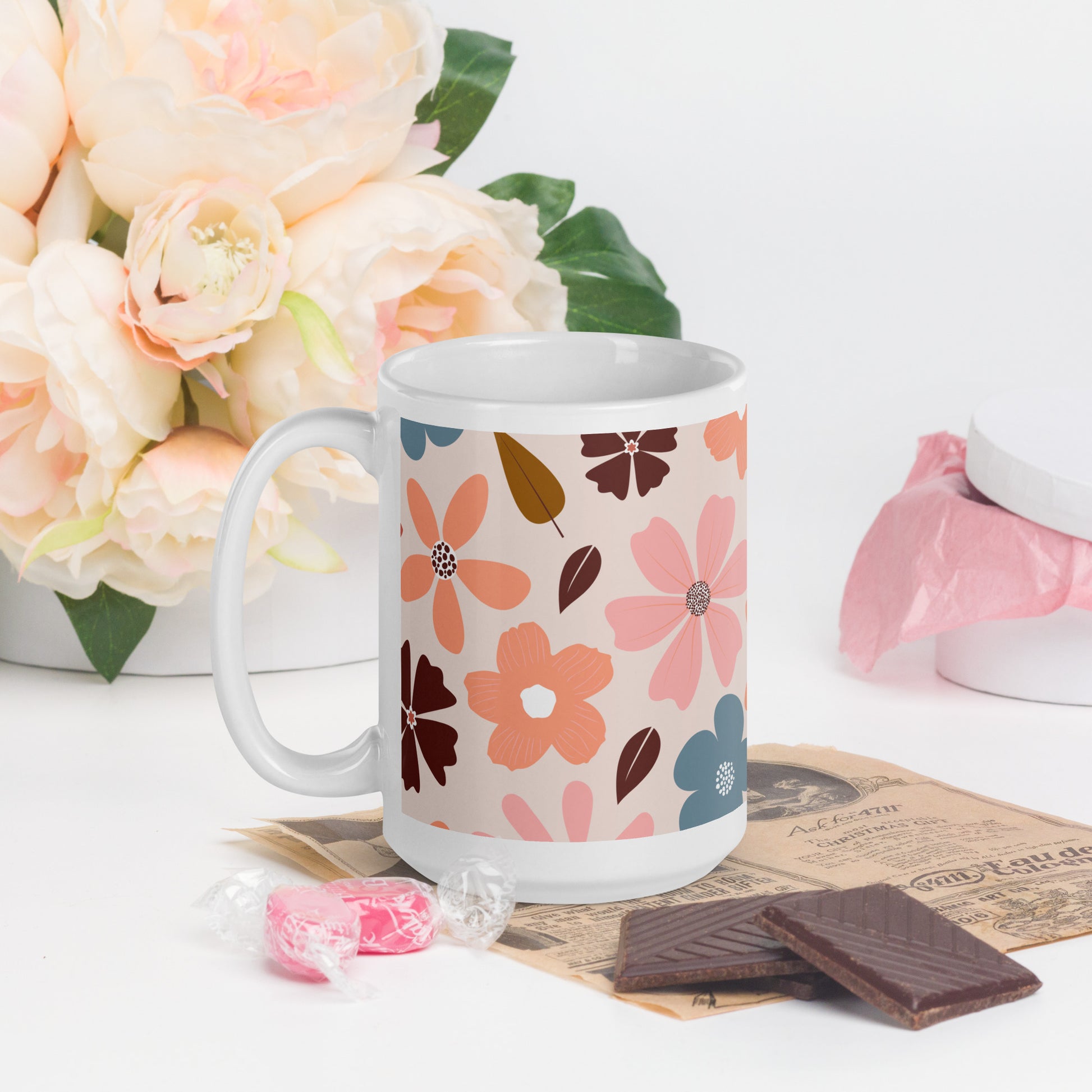 Weiße, glänzende Tasse - Blumen - MAX F. ArtGrafic